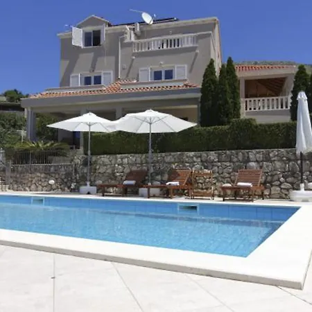 Zupa Dubrovacka, Poolside Retreat Near Dubrovnik 3*