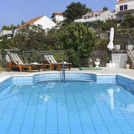 בית הארחה Zupa Dubrovacka, Poolside Retreat Near Dubrovnik