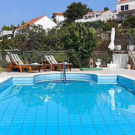 Zupa Dubrovacka, Poolside Retreat Near Dubrovnik בית הארחה