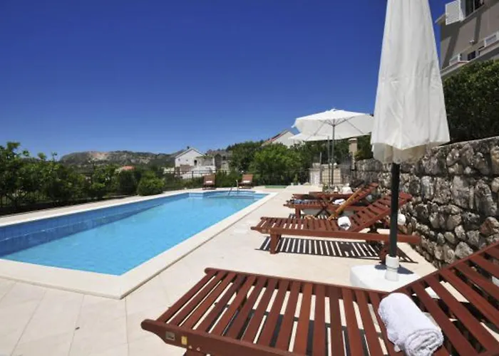 Zupa Dubrovacka Mlini